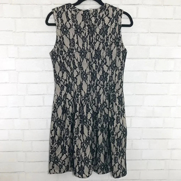 HD in Paris - Anthro Black & Cream Lace Fit & Flare Dress Women's Size Medium - Picture 3 of 7